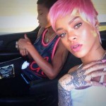 rihanna capelli rosa macchina