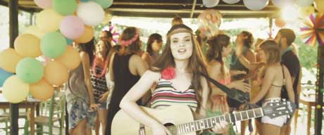 Il-primo-giorno-d'estate-videoclip-violetta