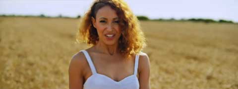 summertime-videoclip-amelle