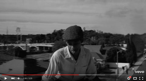 black-man-in-a-white-world-videoclip-michael-kiwanuka