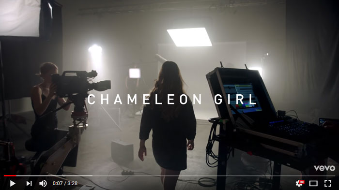 Chameleon-Girl-video-Felizia