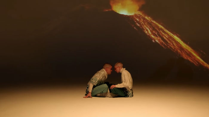 Il video ufficiale di Caro