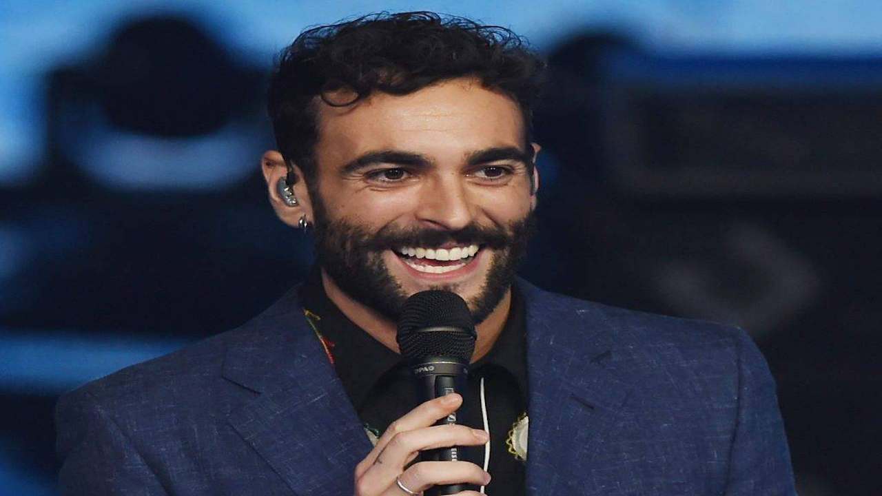 Mengoni Una canzone triste audio, testo e significato