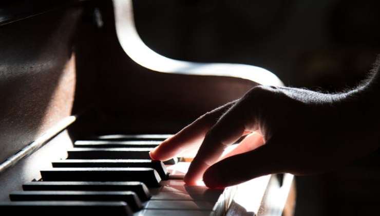 Suonare pianoforte da grande: i consigli