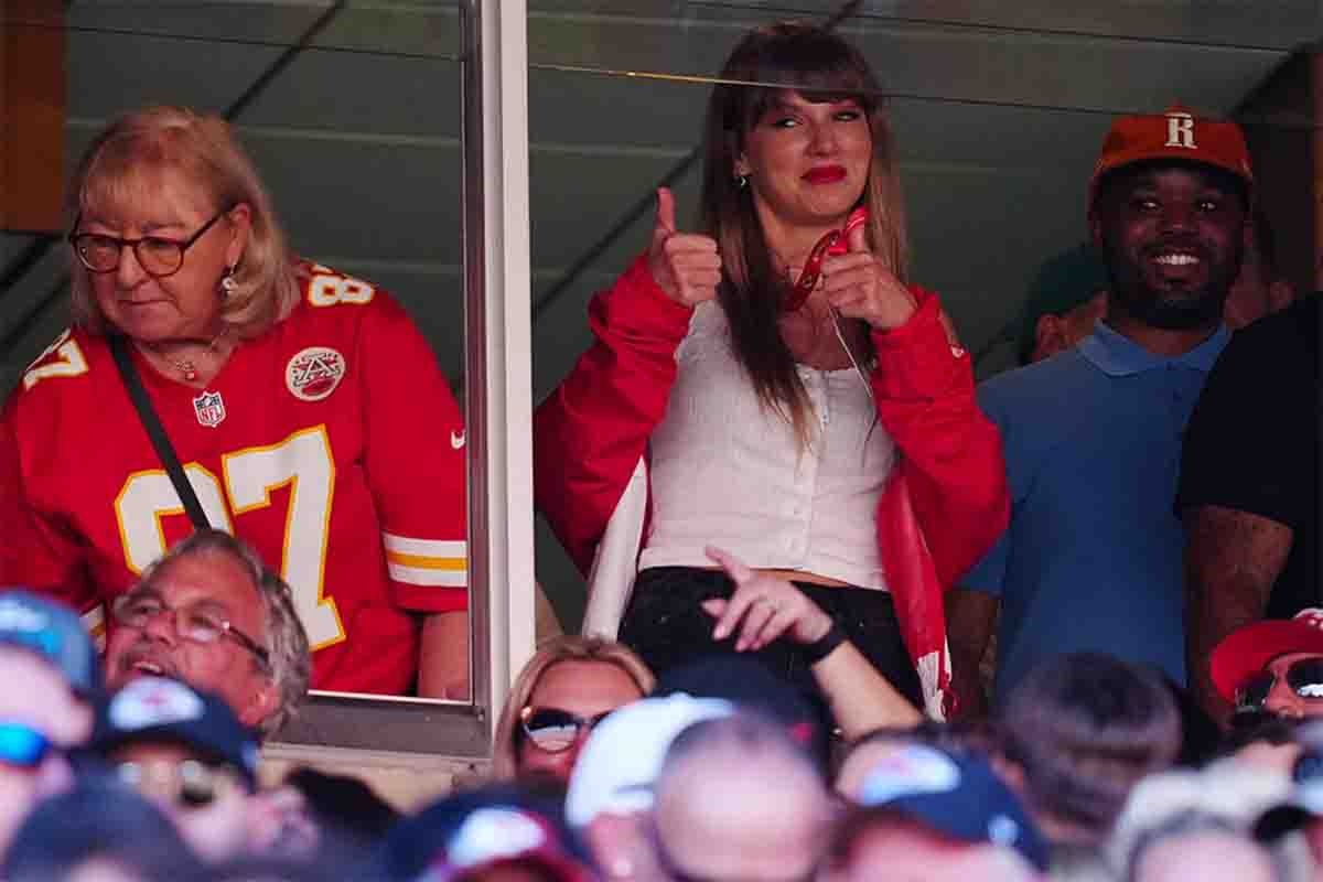 Taylor Swift allo stadio per vedere Travis Kelce